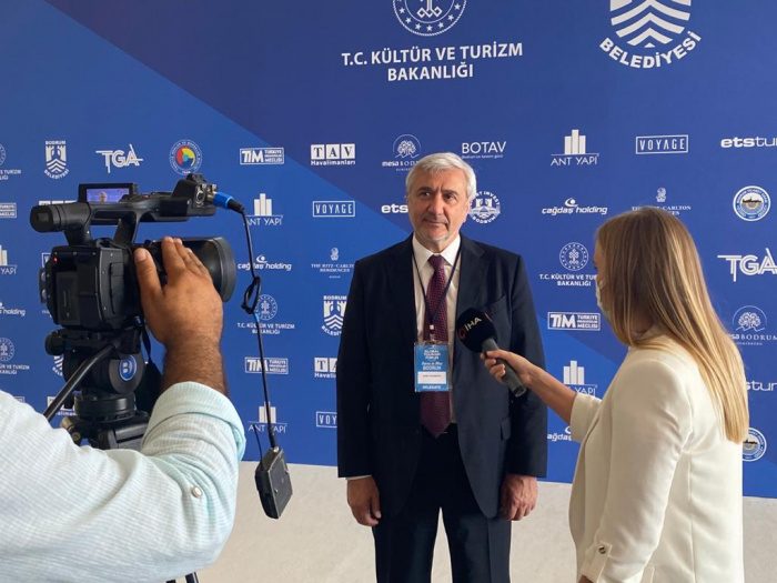 Rusya-Türkiye İş Konseyi Başkanı Ahmet Palankoyev  katıldığı  Global Tourism Forum’unda  bir dizi Türk  ve yabancı medyalara  röportajlar verdi