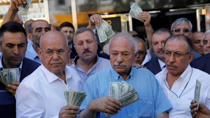 Kasım 2021'de değer 87.9 milyar dolara ulaştı.